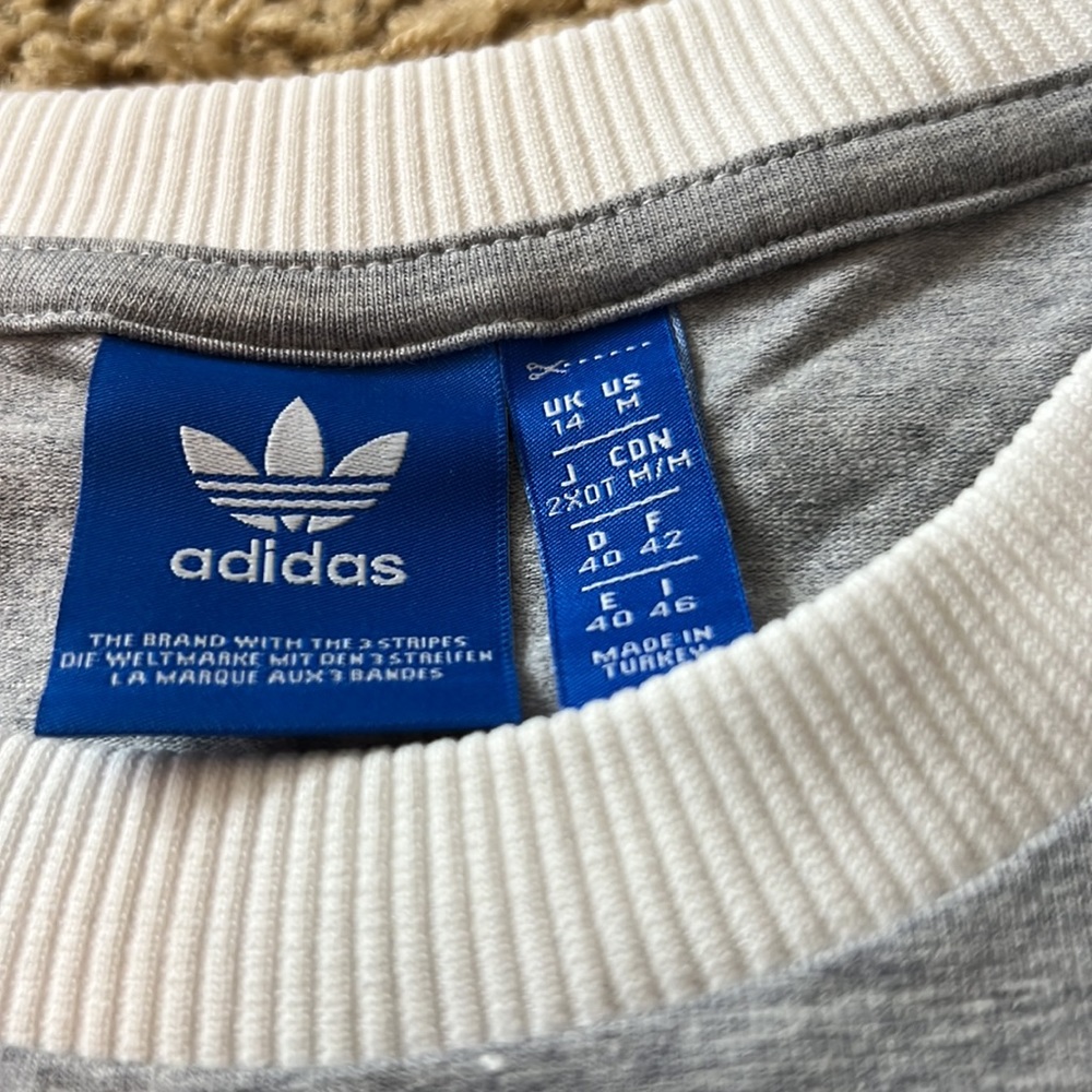 Adidas long sleeve shirt - Picture 2 of 3